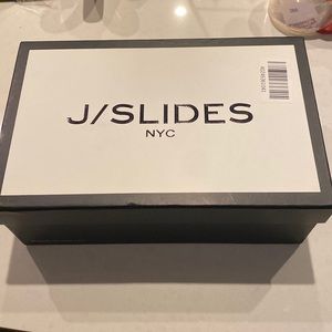 J/ Slides brand new